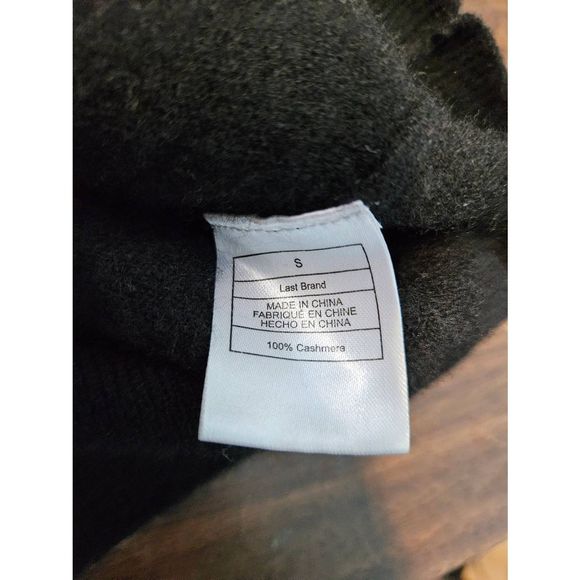 Last Brand Black Cashmere V Neck Sweater Medium Womens Fall Winter - Picture 6 of 8